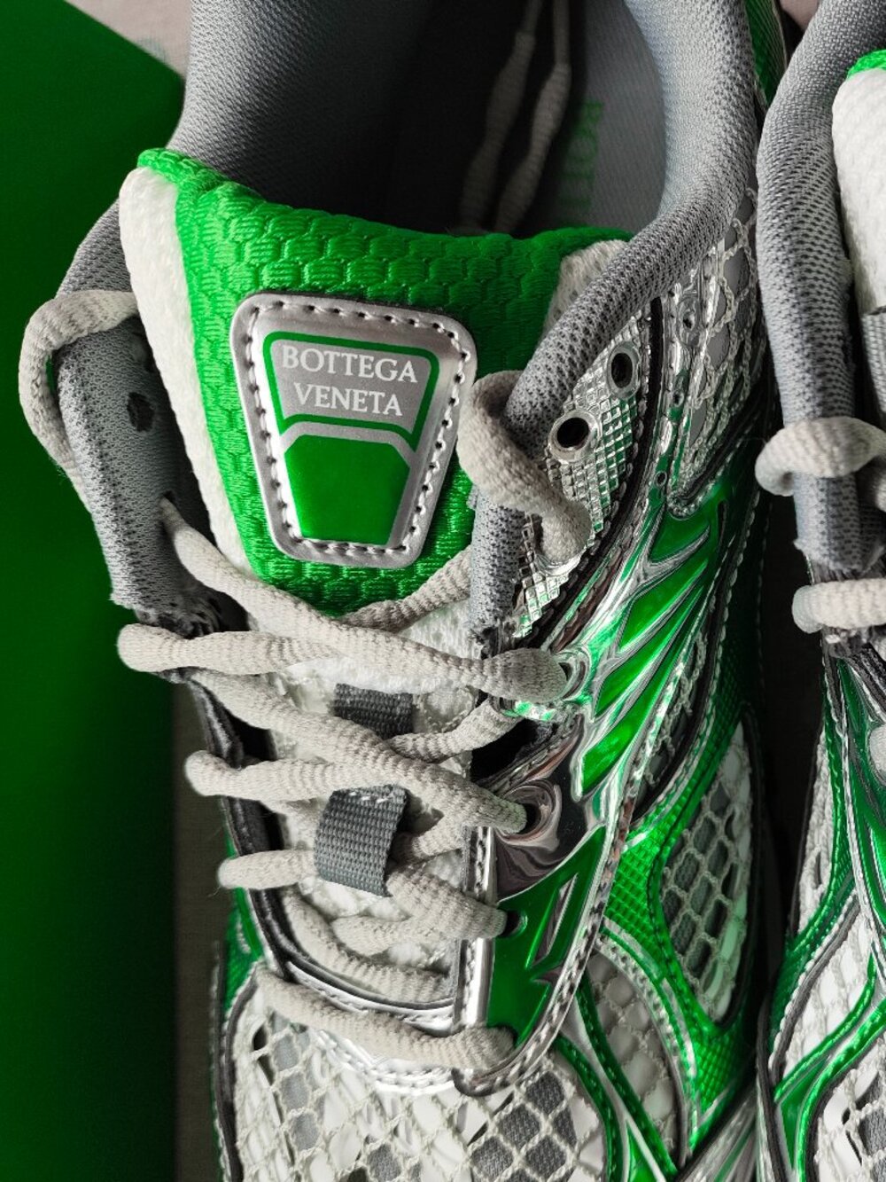 Bottega Veneta Color Block Mesh Casual Sneakers - Picture 3 of 6